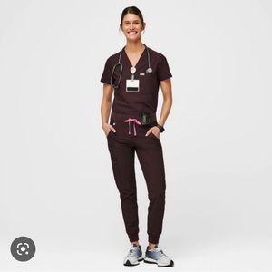 Figs scrubs espresso